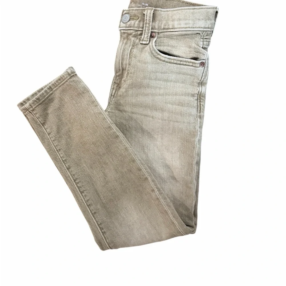 Old Navy Tan Kids Jeans. Size 8 Slim. Pre-Loved